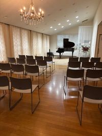 スタインウェイピアノM-170がある小ホール - クロッシュサロン（クロッシュ音楽教室内） CROCHE(クロッシュ)音楽教室内練習室の室内の写真