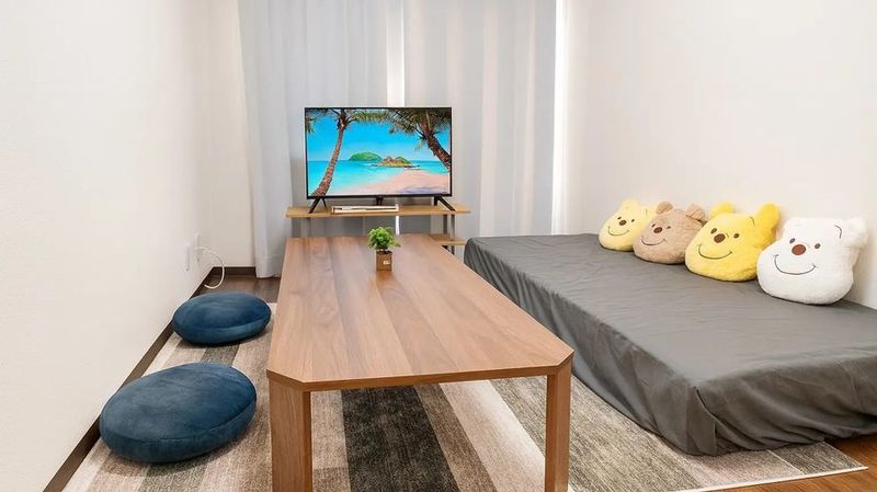 終電のなくなるスペース　新大阪駅前 終電無くなる部屋｜新大阪の室内の写真