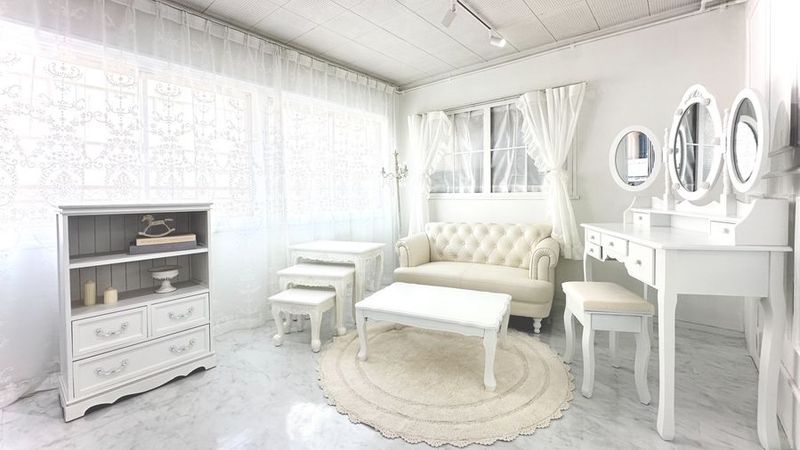 ホワイトパレット秋葉原店 - ホワイトパレット秋葉原店