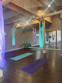 スタジオ - ヨガスタジオMUKTA松阪店 松阪にあるヨガスタジオの室内の写真