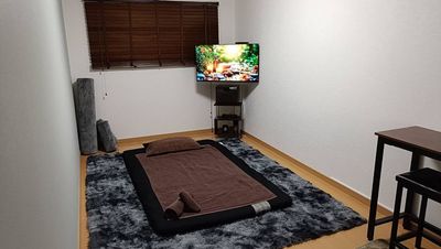 テーブル（施術台）とフラット（マットレス）が使える　広々ルーム - 新潟｜G-Studio　JTBS