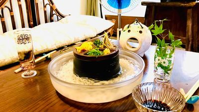4名様~5名様向けの回転式流しそうめん機🎐✨
わいわい楽しんでください🌻 - 蝶屋 【蝶屋】設備たくさんのレトロな古民家一棟貸し🦋✨の設備の写真