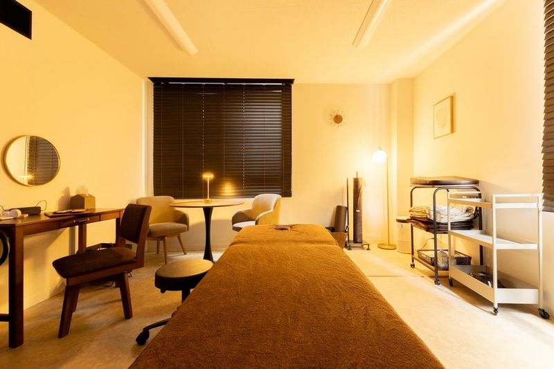 完全個室レンタルサロンRENTARO四ツ橋 - レンタルサロンRENTARO 四ツ橋grande