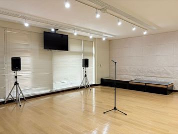 スポットライトのようにもできます！
撮影にぜひ。 - 目黒Cloverスタジオ レンタルスペース目黒Aの室内の写真