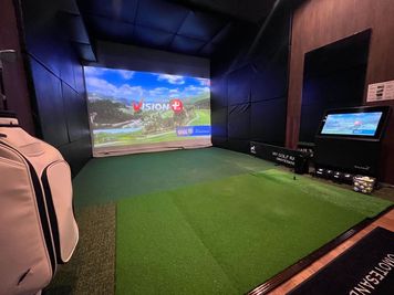 【完全個室】ラグジュアリーゴルフスタジオ⛳️ 表参道駅より徒歩4分🚶 冷蔵庫完備✨851_MY GOLF RANGE表参道 - 851_MY GOLF RANGE表参道