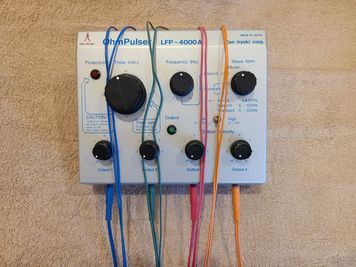 オプションで鍼パルスご利用いただけます。 - 中野アイルはりきゅう院 中野駅前レンタルスペースの設備の写真