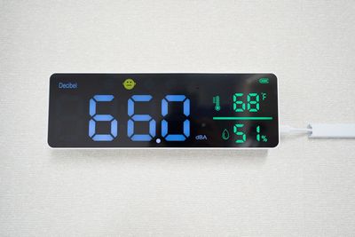 デシベル計 - レンタルスタジオPalette 栄店 栄駅徒歩５分レンタルスタジオの設備の写真