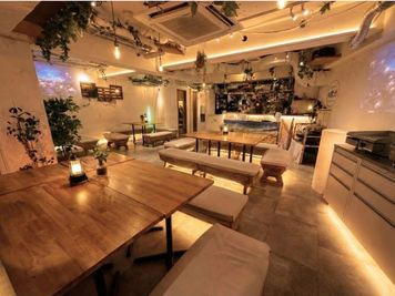 照明を変えることも可能 - 渋谷ガーデンホールの室内の写真