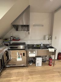 キッチンの流し台２個あり清潔にしてあります - レンタルスペース　南池袋 レンタルスペース　南池袋　の室内の写真