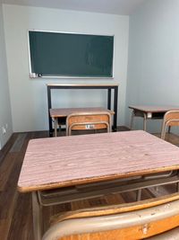 セルフ撮影スタジオ Chroma 学校セットの撮影スタジオの室内の写真