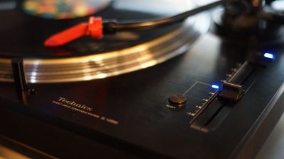 Spincoaster Music Bar Ebisu レコードが聴けるMusic Barの設備の写真