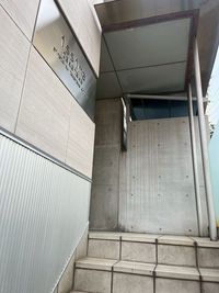 レンタルサロン【CROS】 レンタルシェアサロン【CROS】の入口の写真
