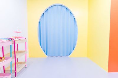 卵型アーチ🐣
 - 撮影スタジオ DOLLY小岩 カラフル撮影ができるフォトスタジオ DOLLY小岩の室内の写真