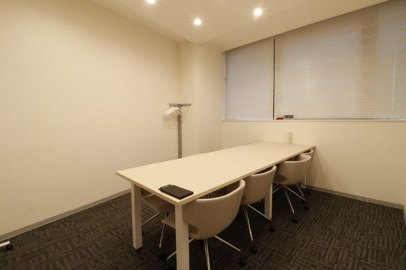 THE HUB 日本橋茅場町 会議室2の室内の写真