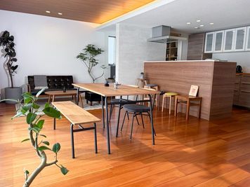 UH STUDIO  駐車場無料の屋上バルコニーのあるハウススタジオの室内の写真