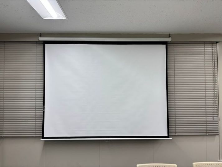 【天神駅4分】定員30名！52㎡の貸会議室（404号室） - ハミングバード貸会議室