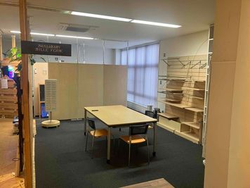 1日単位で利用可能、展示会やポップアップ店舗等でご利用ください。 - ミルフェルム