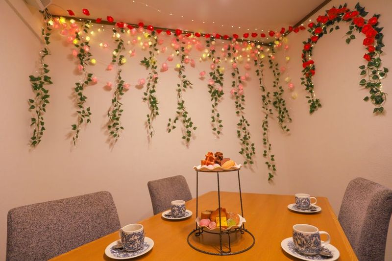 ～金山徒歩2分～☆2部屋ゆったりソファー＆キッチン付 - ご縁カフェ金山レンタルルーム