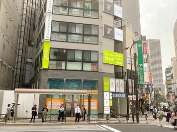 FEEEP 池袋東口店 FEEEP池袋東口店｜定員 1名半個室｜部屋番号17(S)の室内の写真