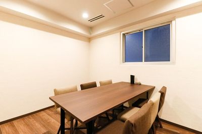 駅チカ!【会議室】完全個室の会議室です。 - THE HUB 赤坂見附