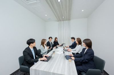 駅チカ！【会議室1】モニターを完備した会議室です。 - THE HUB 高田馬場　