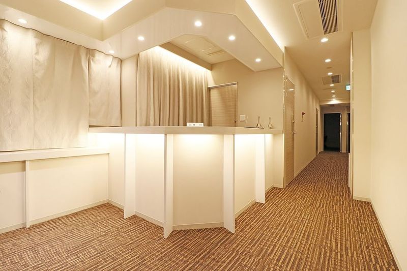 B2-1／カウンター【会話禁止エリア】 - THE HUB 名古屋丸の内