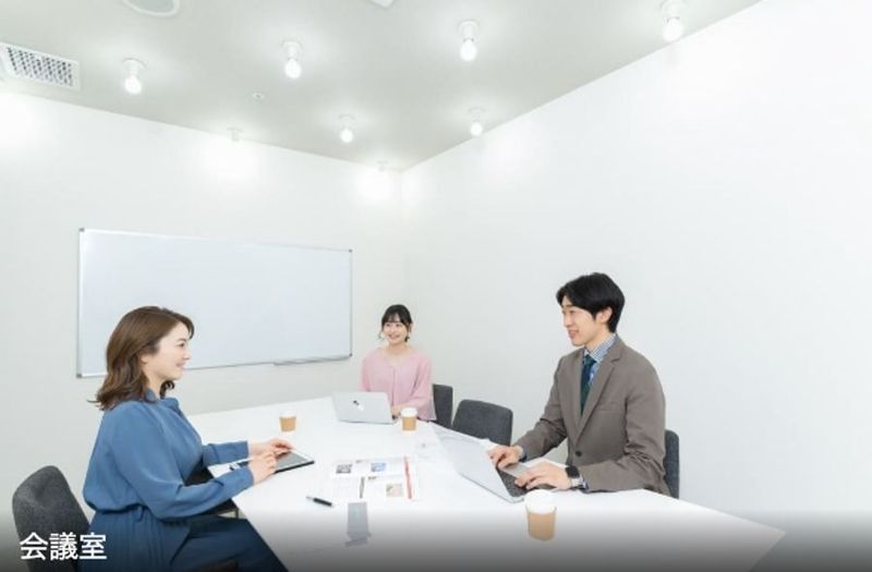 会議室3 - THE HUB 大阪本町