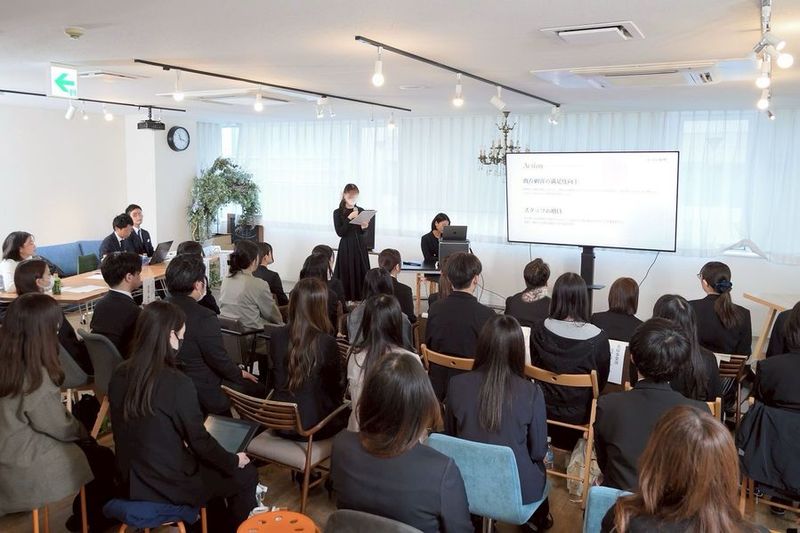 好立地なカジュアルスペース！23時まで利用可能！Wi-Fi完備 - LIB SPACE