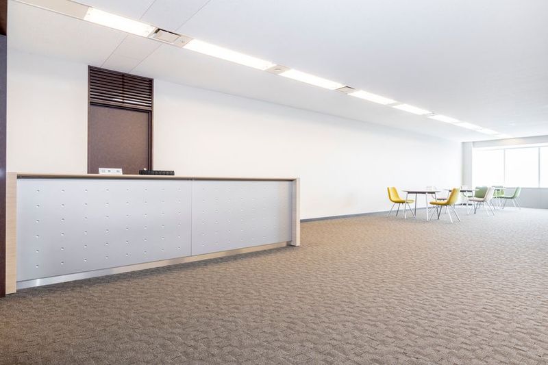 6名用貸会議室② - BIZcomfort大阪ベイタワ―