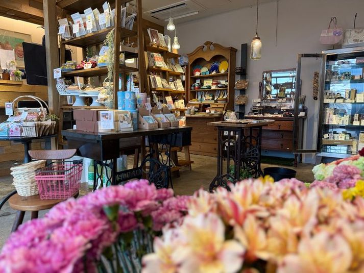 ot　受付棟　店内スペース - ot ACADEMY (オーティーアカデミー)