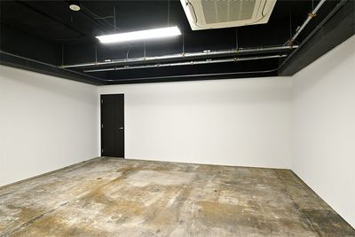 からの状態のスタジオ - DFビル7F コミックス株式会社　コミックススタジオ コミックススタジオの室内の写真