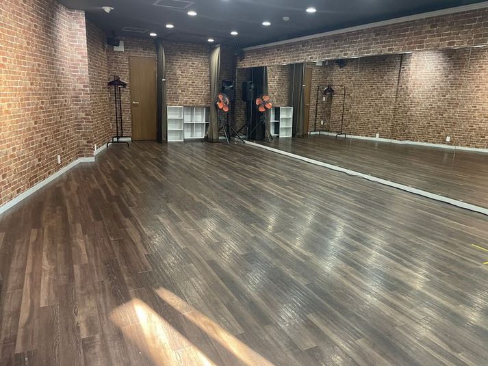 ダンススタジオ - JIN DANCE FACTORY