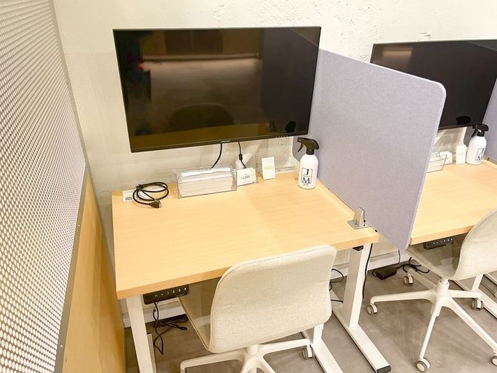 FEEEPニュー新橋ビル店|定員 1名カウンター席|席番号13C - FEEEP ニュー新橋ビル店