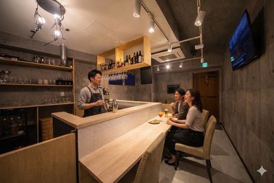 反町駅付近のモダンなBARです◎
撮影等のご相談も多く頂いております📸 - MYROOM BAR 横浜001 MYROOM BAR 横浜001｜イベント・撮影利用📸の室内の写真