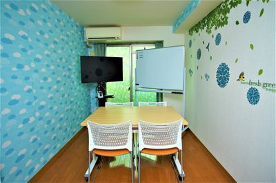 ｉランドん　京都駅前スターウィン レンタルスペース・貸し会議室【京都駅前スターウィン】の室内の写真