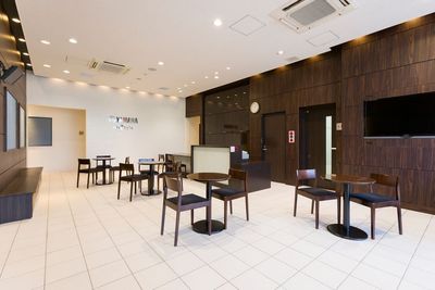 ロビー - ユニスタイル小手指 ピアノ防音部屋 S4番教室の室内の写真