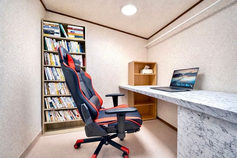 期間限定230円｜2畳の小さな作業スペース - レンタルスペースモモ