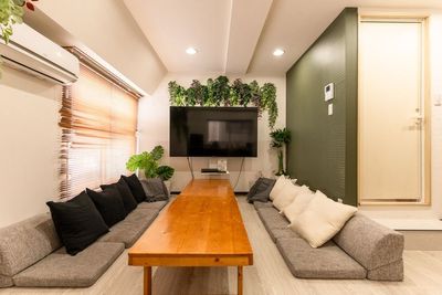 渋谷駅徒歩5分程
会議等のビジネス利用から、撮影等様々な用途でご利用いただけます◎ - Relax one 渋谷円山 Relax one 渋谷円山｜貸会議室🖊駅チカ🚶の室内の写真