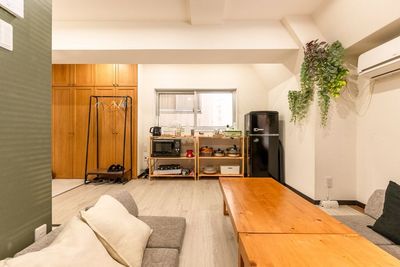 渋谷駅徒歩5分程
会議等のビジネス利用から、撮影等様々な用途でご利用いただけます◎ - Relax one 渋谷円山 Relax one 渋谷円山｜貸会議室🖊駅チカ🚶の室内の写真