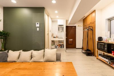 渋谷駅徒歩5分程
会議等のビジネス利用から、撮影等様々な用途でご利用いただけます◎ - Relax one 渋谷円山 Relax one 渋谷円山｜貸会議室🖊駅チカ🚶の室内の写真