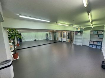 🌈東神奈川駅直結徒歩1分！リノリュウム床ダンススタジオ！💃大人10名子ども15名ほどで踊れます✨ - Best Smile Dance studio