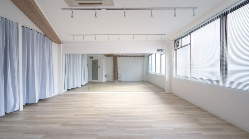 ヨガ・ピラティス・フラダンス・整体スタジオ the fit 堺東 - レンタルスタジオ the fit 堺東