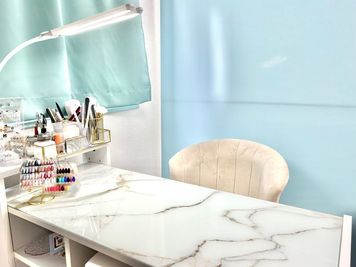 ブース１（お客様目線） - Salon Neige 【錦糸町徒歩1分】独立ネイリストの為のシェアサロンの室内の写真