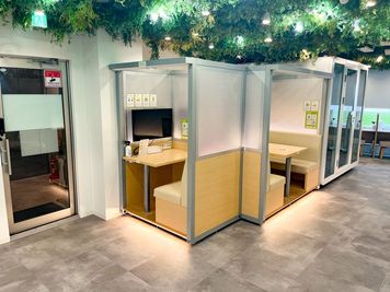 FEEEP 新宿東口（新宿三丁目）店 FEEEP新宿東口店｜半個室シングル席｜部屋番号31(S)のその他の写真