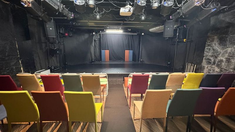 エモーシア神楽坂（旧メルシアーク神楽坂） - エモーシア神楽坂