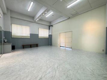 王子町　ダンススタジオ 整体の練習会スペース【studio王子町】の室内の写真