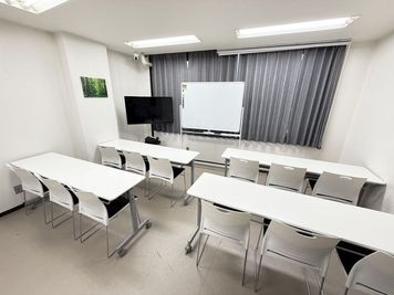 SPACE NONO for business 元町駅前店の室内の写真