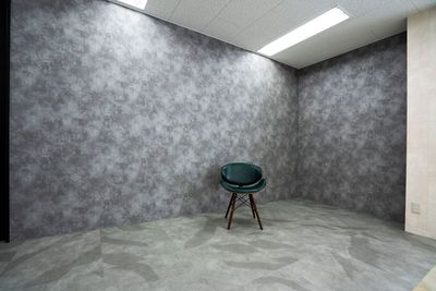 モルタル壁ななめ - PIC APARTMENT STUDIOの室内の写真