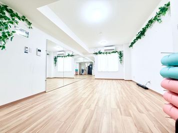 《VILLENT梅田ダンススタジオ402》駅1分/飲食OK/設備無料/更衣室/光Wi-Fi - 《VILLENT西梅田》