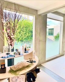 a.o.e salon 【展示会・施術】a.o.eのホテルライクなプライベート空間の室内の写真